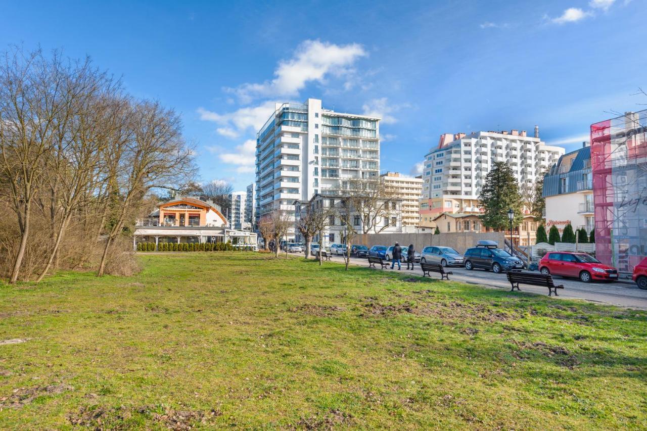 Apartamenty Sun & Snow Wechta - Promenada Gwiazd Z Sauna Miedzyzdroje Eksteriør bilde